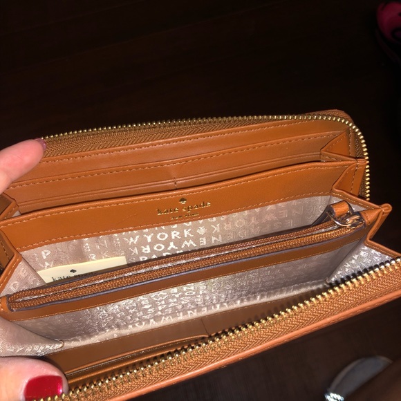 Tan Kate Spade Wallet - Picture 3 of 4